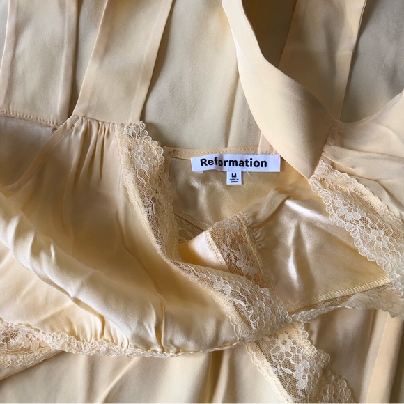 ✨EUC Reformation Provence Silk Dress - Yellow - Picture 6 of 9